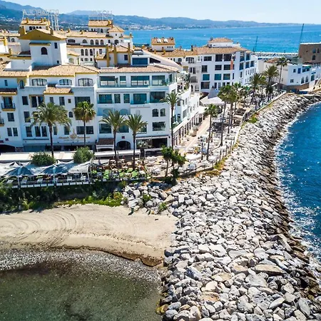 Banus - Harbour Seafront Apartment